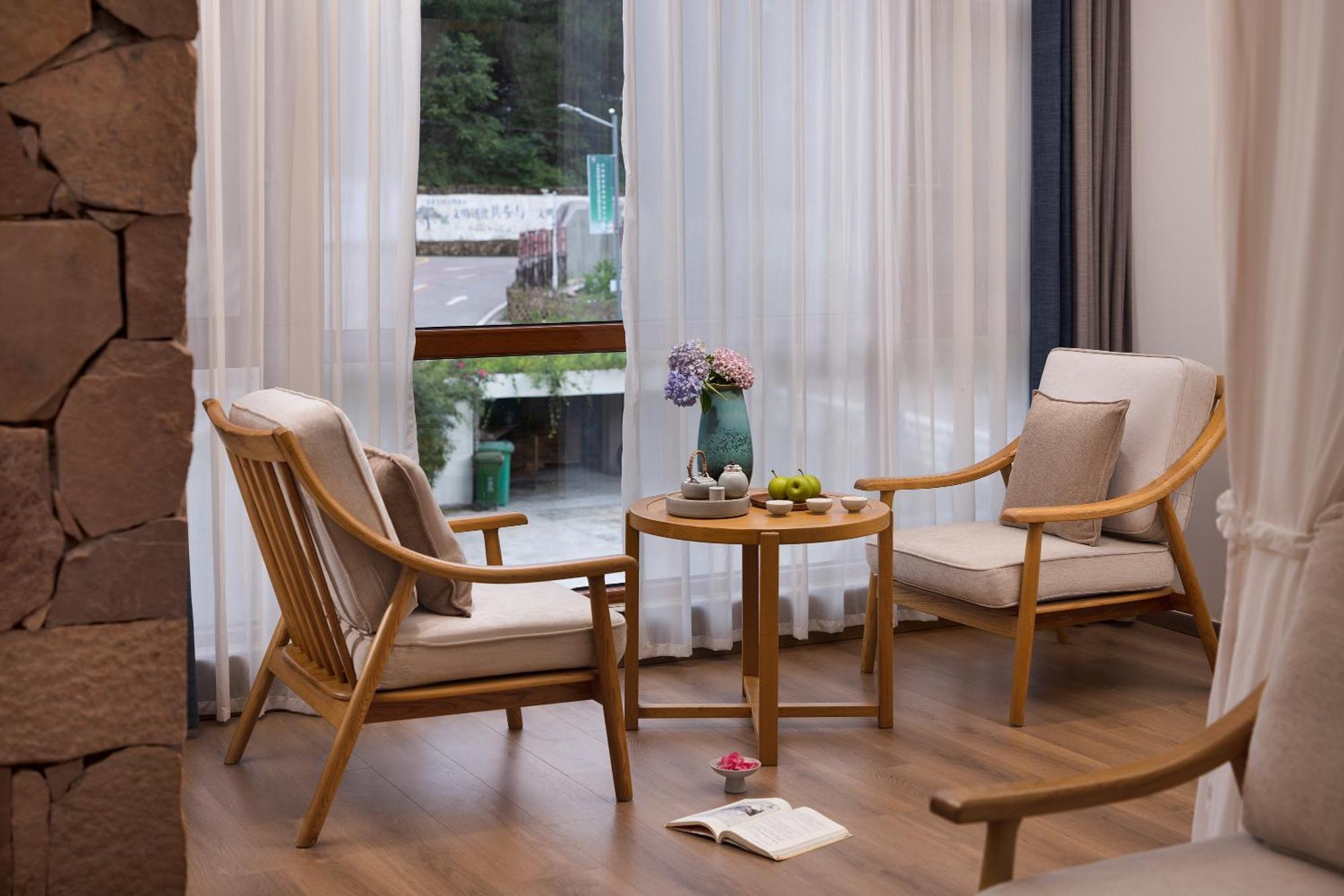 ז'אנגג'יאג'י Hilltop House Resort מראה חיצוני תמונה