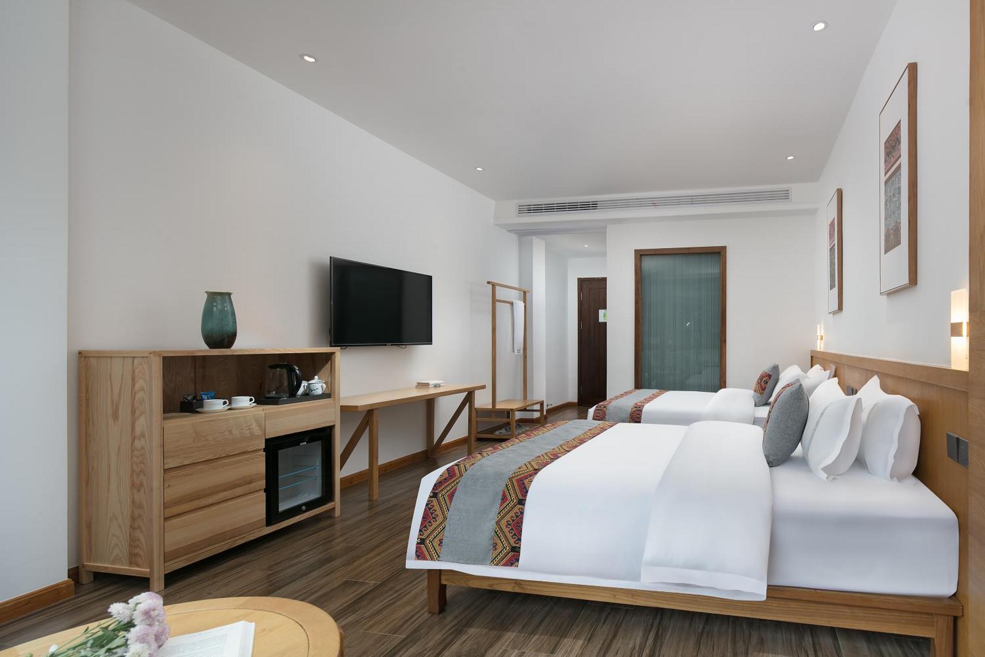ז'אנגג'יאג'י Hilltop House Resort מראה חיצוני תמונה