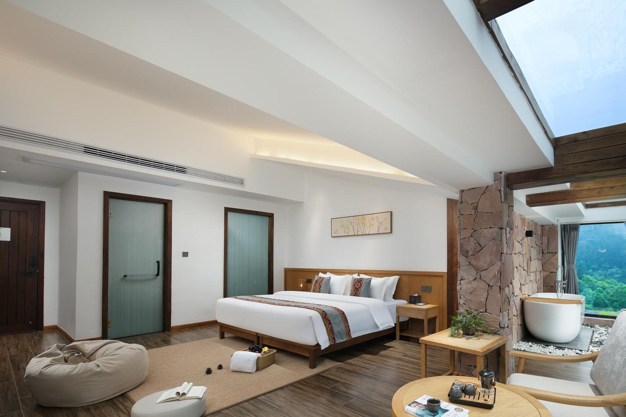ז'אנגג'יאג'י Hilltop House Resort מראה חיצוני תמונה